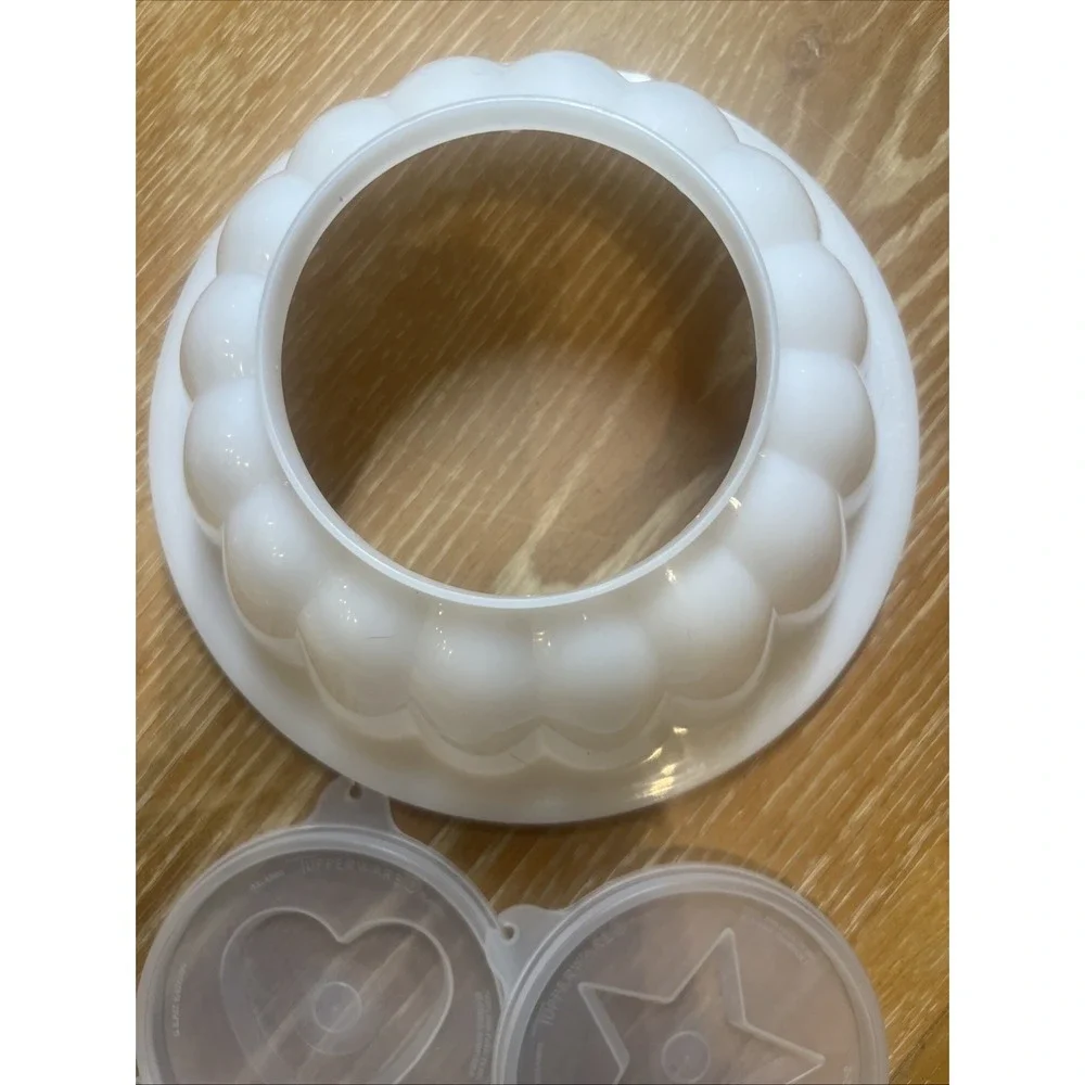 Tupperware Vintage Jello Mold Jel-N-Serve w/ Lid d‎ & Star, tree, tulip, heart